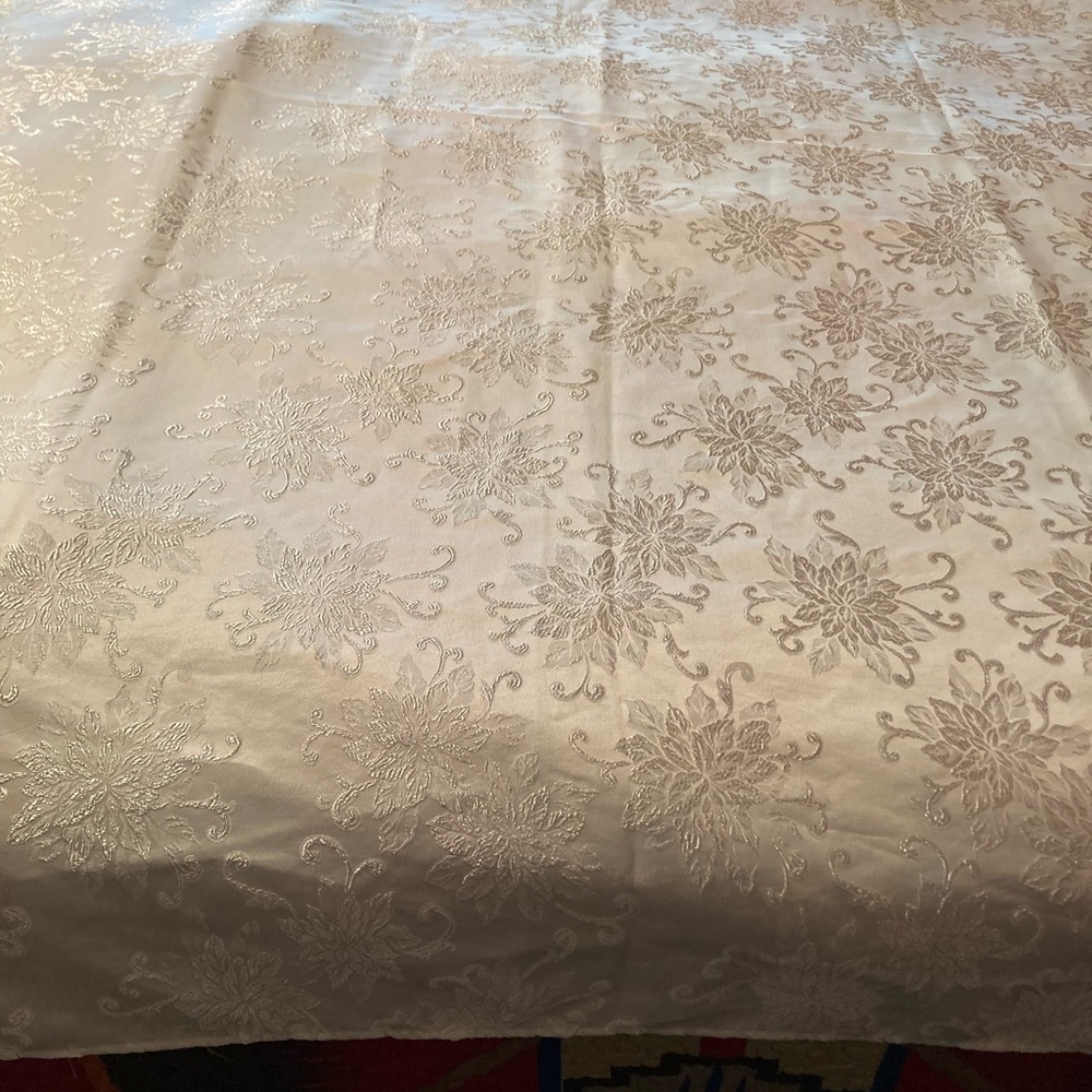 St. Nicholas Square, cream, poinsettia tablecloth